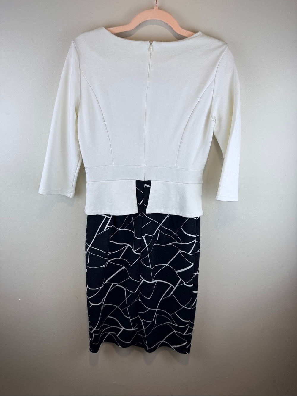 Black White Work Church Geometric Sheath Keyhole Neck Dress Size Large - Picture 3 of 5